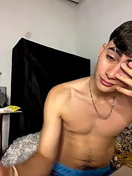 cristalxxx_hott live sex cam