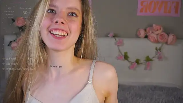 TiffinyMergist live sex cam