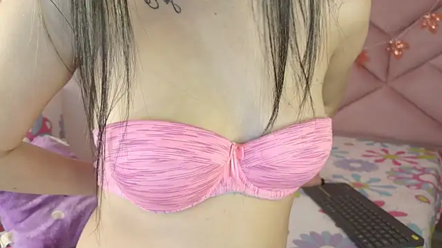 eva_sin18 live sex cam