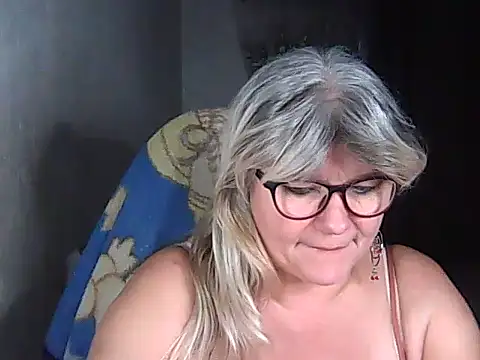 Diana_49 live sex cam