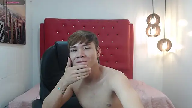 nathanclay live sex cam