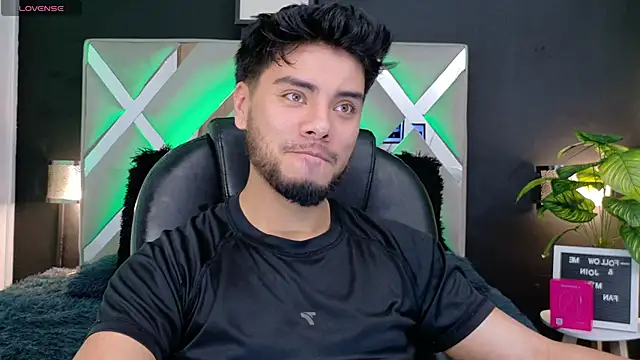 Tommidubois live sex cam