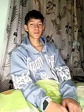 heyy_noah11 live sex cam