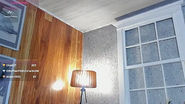 Ramona_Flower live sex cam