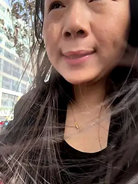 LaiLai-168 live sex cam