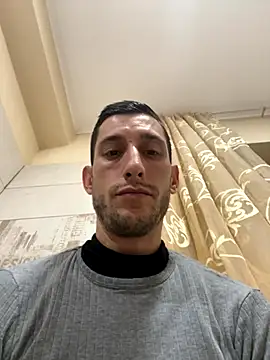 Gionnytav live sex cam