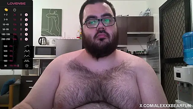 alexxxbear live sex cam
