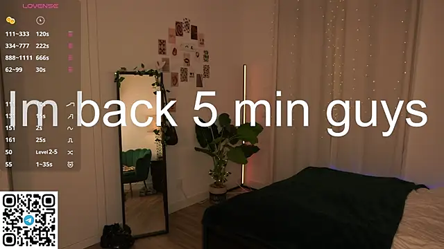 SoftSunday live sex cam