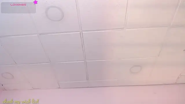 Emerald_gh live sex cam