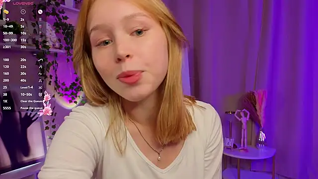 TheolaLonghofer live sex cam