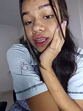sophia_ramirez12 live sex cam