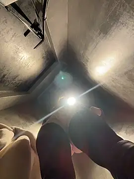 KiraSunshine live sex cam