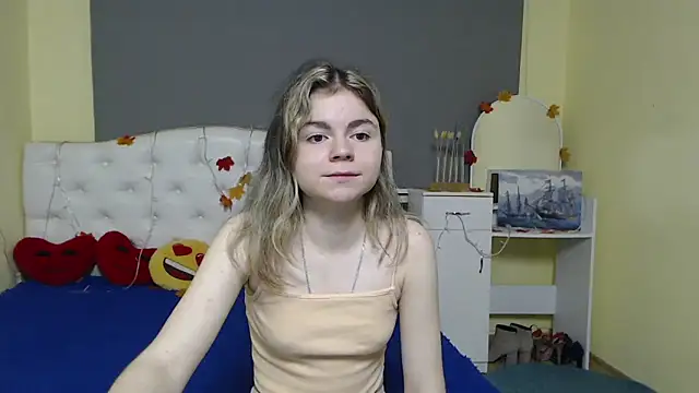 TinaRedly live sex cam