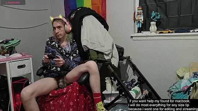 tallnerdyguy live sex cam