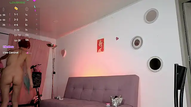 colette_e live sex cam