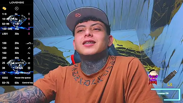 Kevin22_222 live sex cam