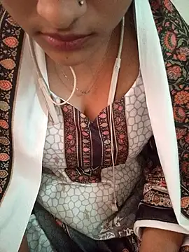 Neha_Tyagi live sex cam