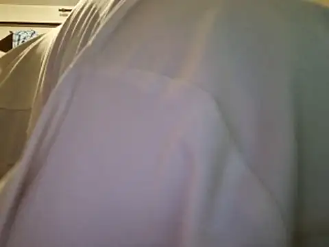 Samantha_Squirt@xh live sex cam