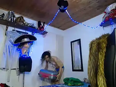 sashastarfire live sex cam