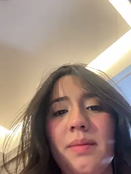 Nahomy_cute1 live sex cam