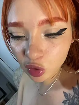 Alysson_LS live sex cam