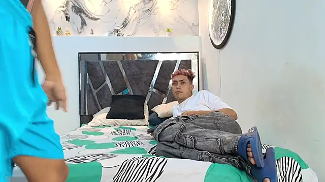 SUCKING_LOVERS live sex cam