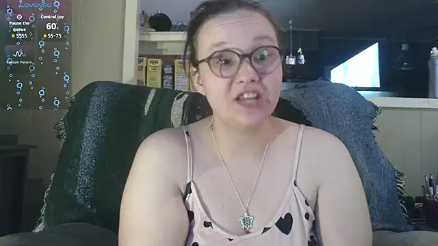 TurtleLady420 live sex cam