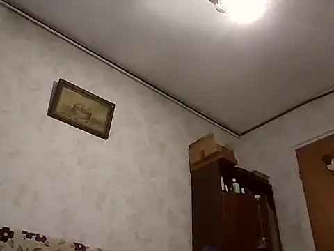 mariusica1@xh live sex cam