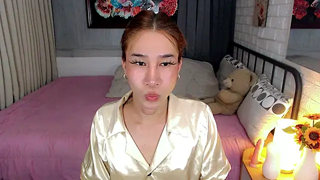 FinestCHLOExxx live sex cam