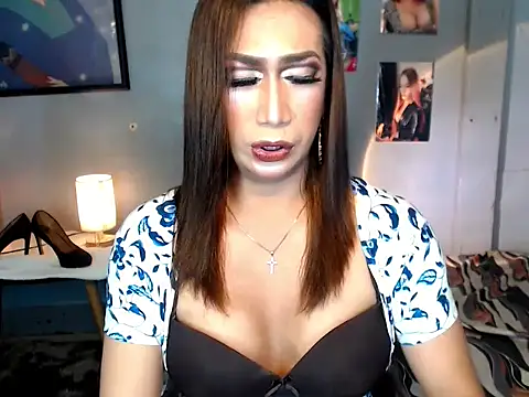 littleredbunny27 live sex cam