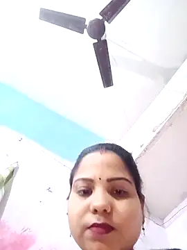 Bina_Bhanot live sex cam