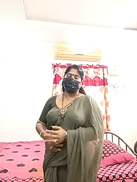 tamil-aunt live sex cam