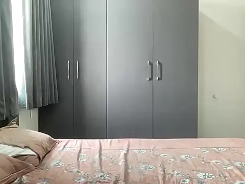 sassypooja live sex cam