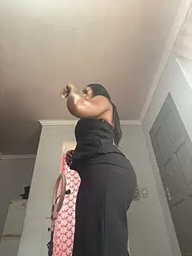 SP1CY_MOMMY live sex cam