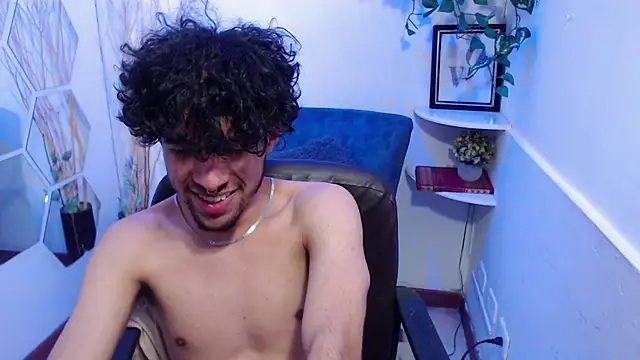 Liil_boy live sex cam