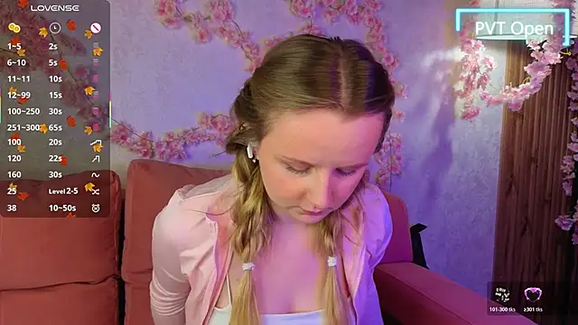 Rina_Panic live sex cam