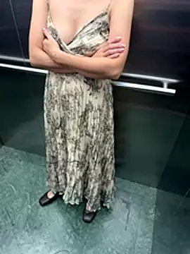 Meii-meyy live sex cam