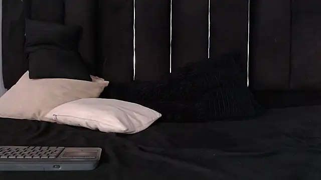 Dominic_ghost live sex cam