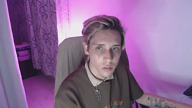 KingSuccubus live sex cam