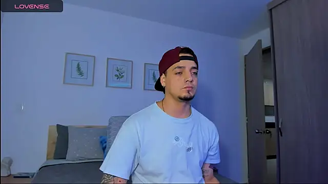 alejandro_calderon1 live sex cam