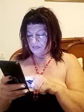 CALDA-AKIRA live sex cam