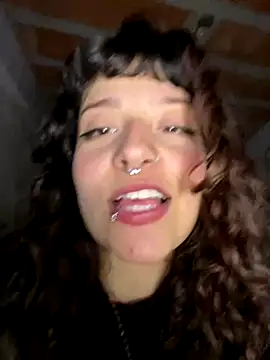 baddiemaya live sex cam