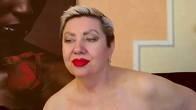 LadyPosh live sex cam