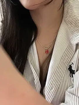 Lissa_xinh09 live sex cam