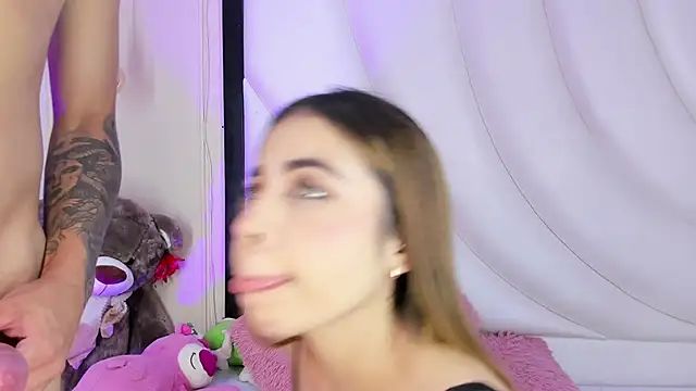 LoganMiller69 live sex cam