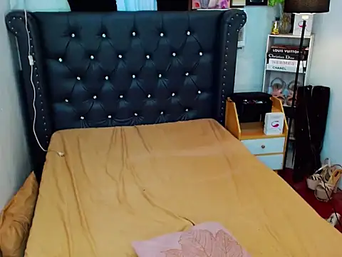 LovelyTs4U live sex cam