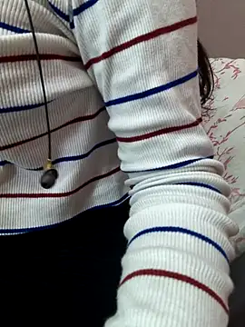 Ananya_34 live sex cam