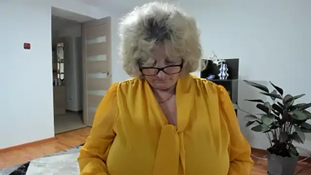 NoraJohnson6 live sex cam