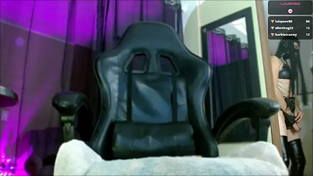 tevenwhiite live sex cam