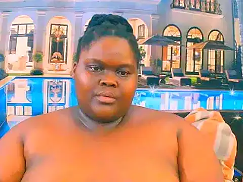 EbonyHotBuns live sex cam